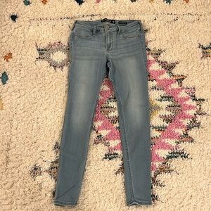 HOLLISTER Low Rise Jean Legging